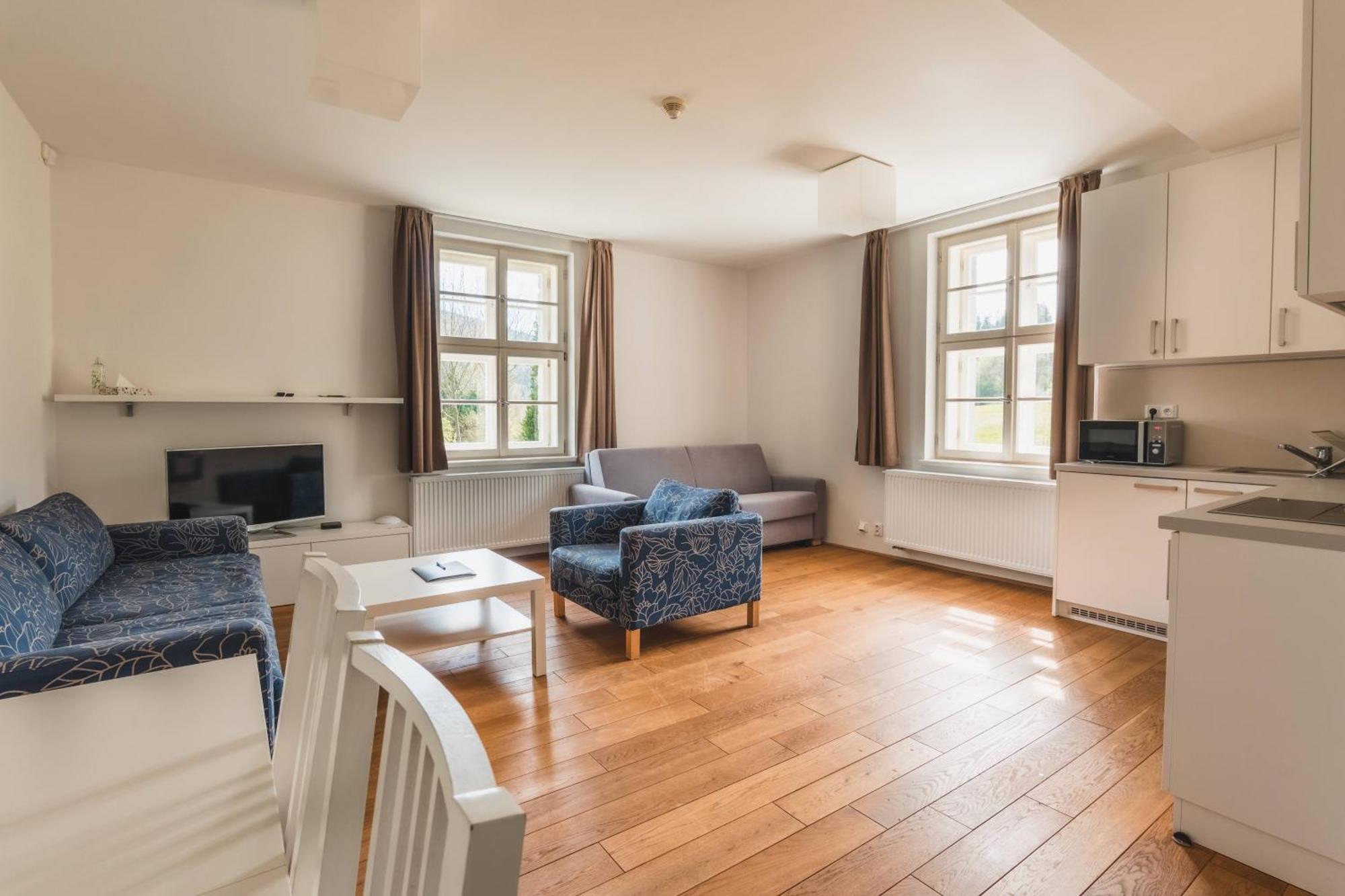 Theresian Apartment Ostružná Екстериор снимка