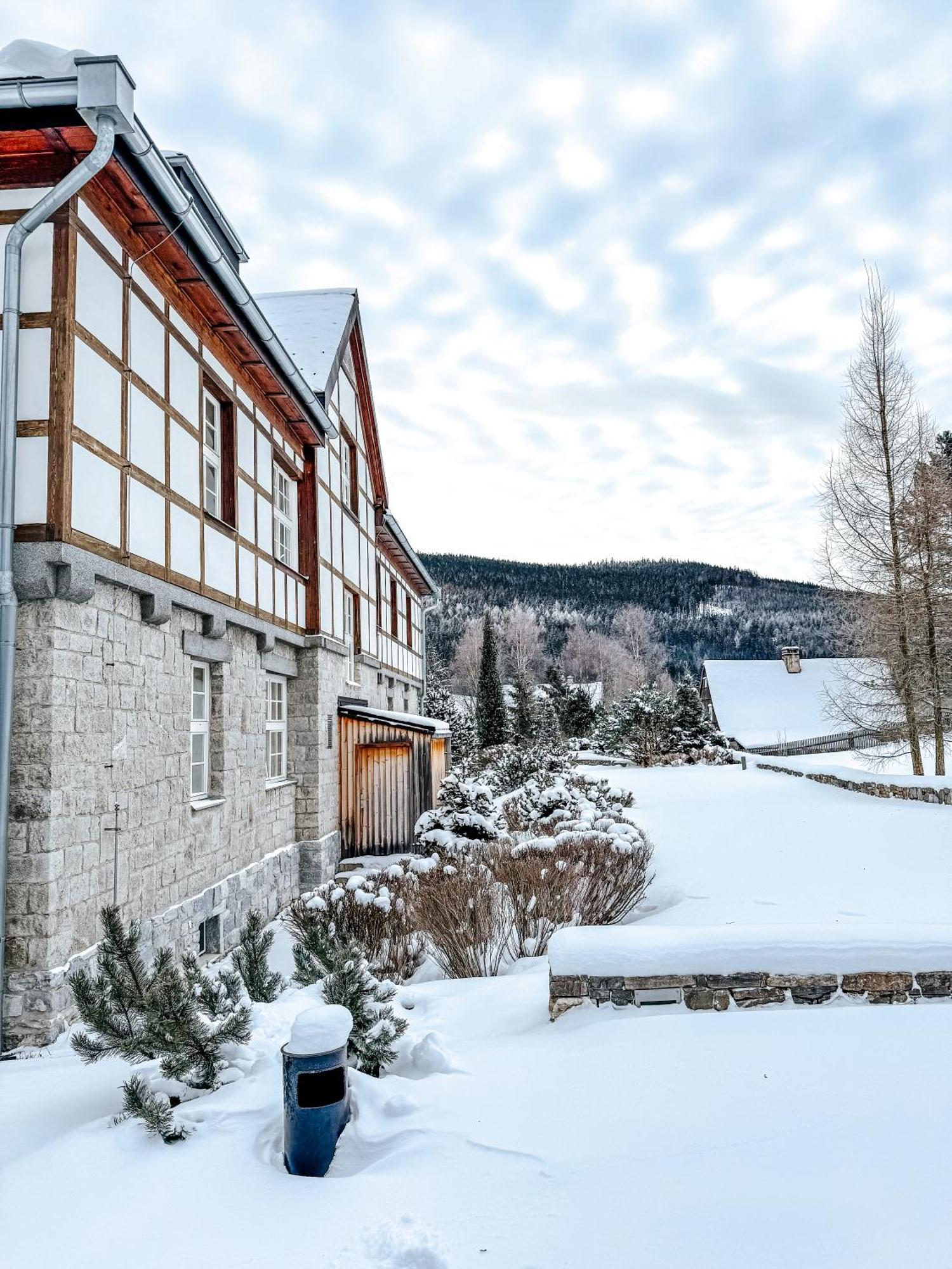 Theresian Apartment Ostružná Екстериор снимка