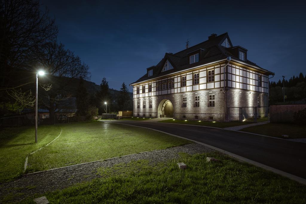 Theresian Apartment Ostružná Екстериор снимка